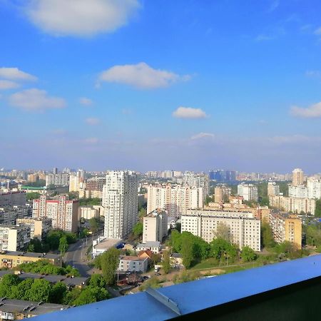 Видовая 25Й Этаж. Новый Дом. Шалимова, Isida. Шулявская, Гарматная, Индустриальный Мост. Космополитан. Большевик. Жд Вокзал. 基輔 外观 照片