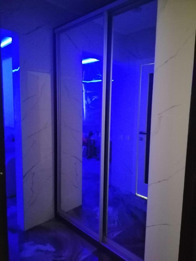 Видовая 25Й Этаж. Новый Дом. Шалимова, Isida. Шулявская, Гарматная, Индустриальный Мост. Космополитан. Большевик. Жд Вокзал. 基輔 外观 照片